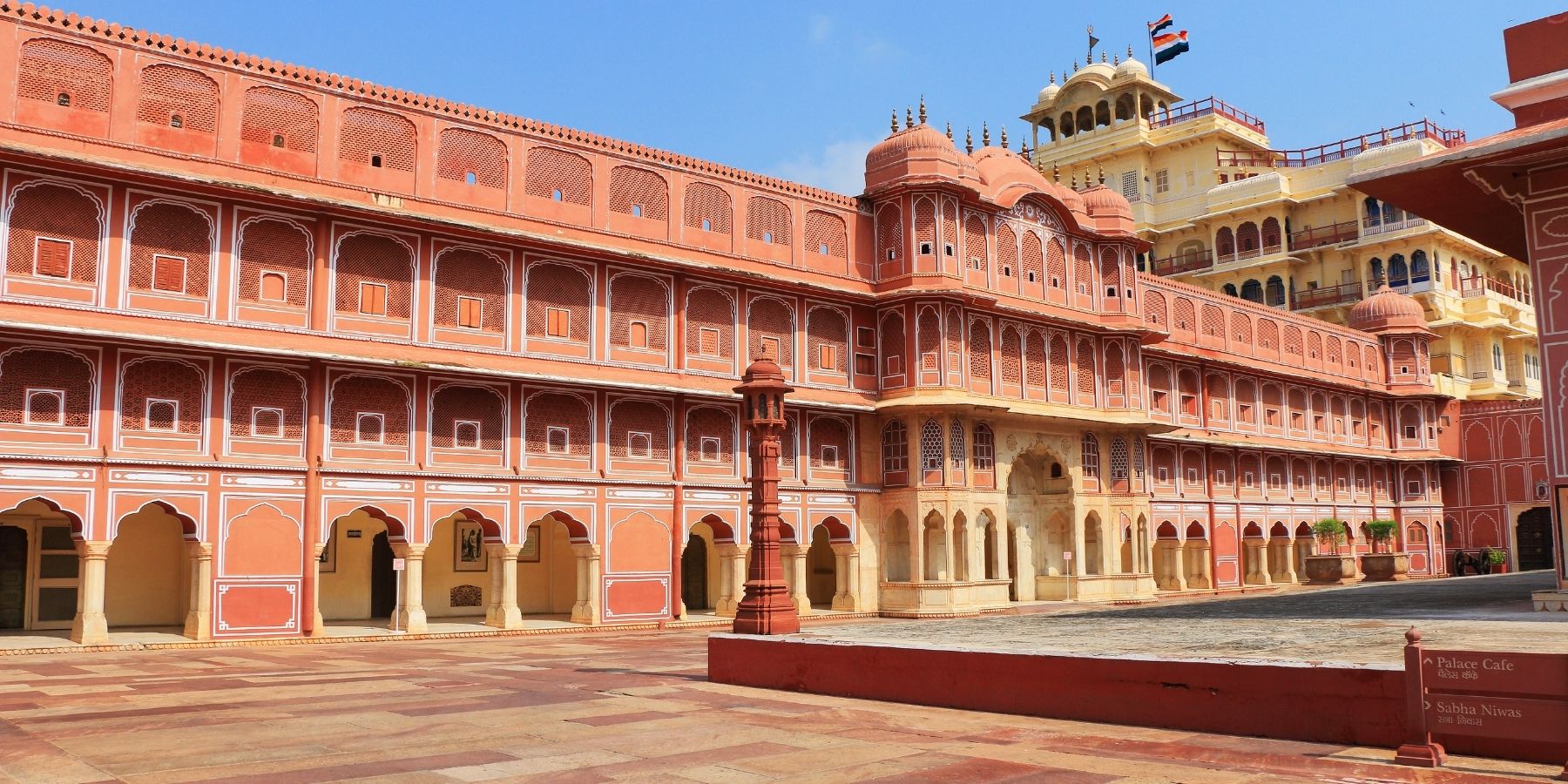History of royal palaces of India and their survival